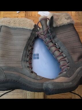 Aetrex Women's Gray Lace-Up Faux Fur Collar Boots